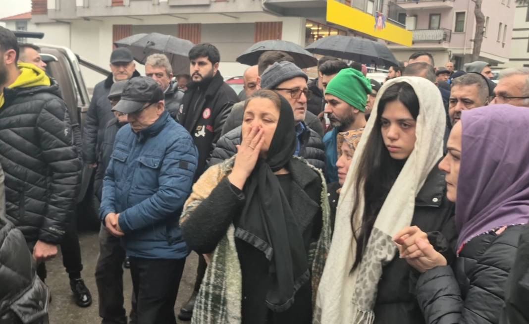 Kartalkaya Kayak Merkezi'ndeki yangın faciasında hayatını kaybeden Mert Doğan ile eşi ve iki çocuğuna son veda - Resim: 14
